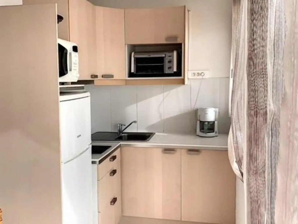 Appartement Balaruc-les-Bains, 2 pièces, 4 personnes - FR-1-503-70
