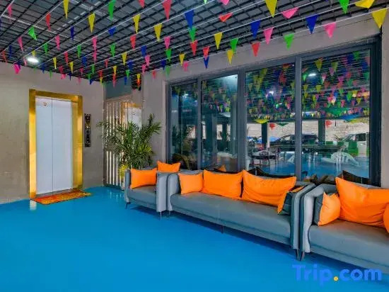 Yunlv Sunshine Homestay (Yichang Three Gorges Home Scenic Area)