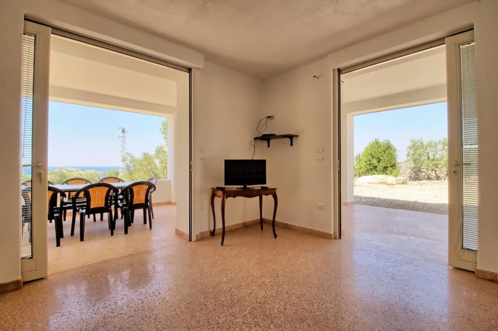 Ulivi Pasuli Rare View e Privacy
