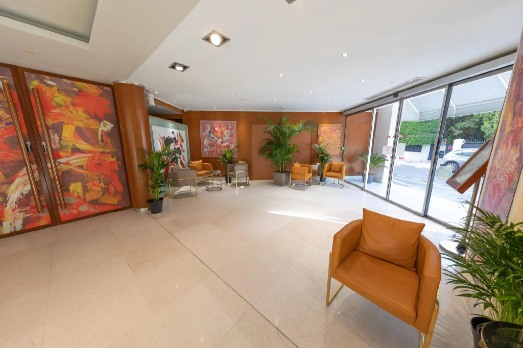 Отель Goldstar Resort
