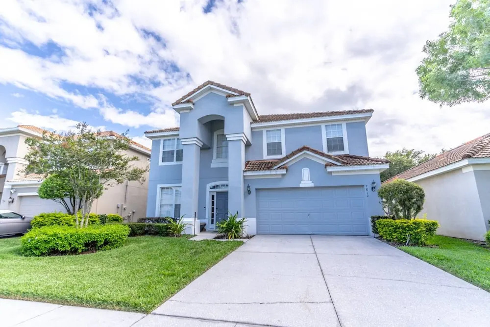 7812 Windsor Hills