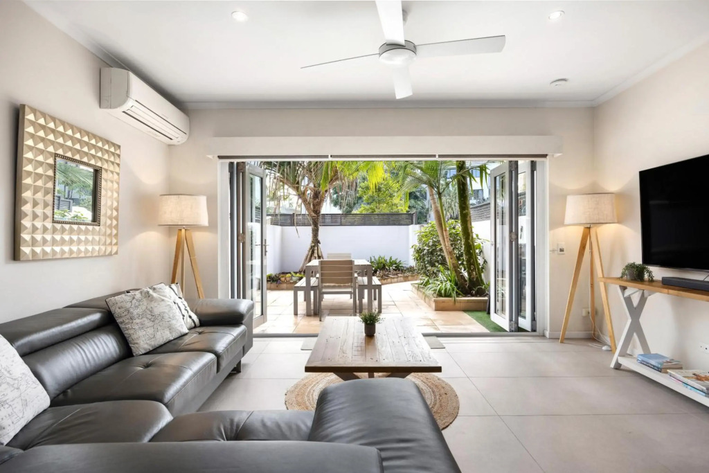 Moondarah, Apartment 6, 75 Noosa Parade