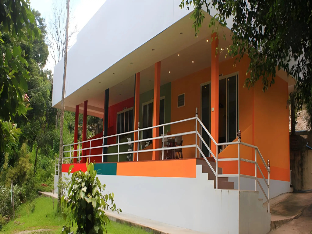 Baan Fah Sai Resort