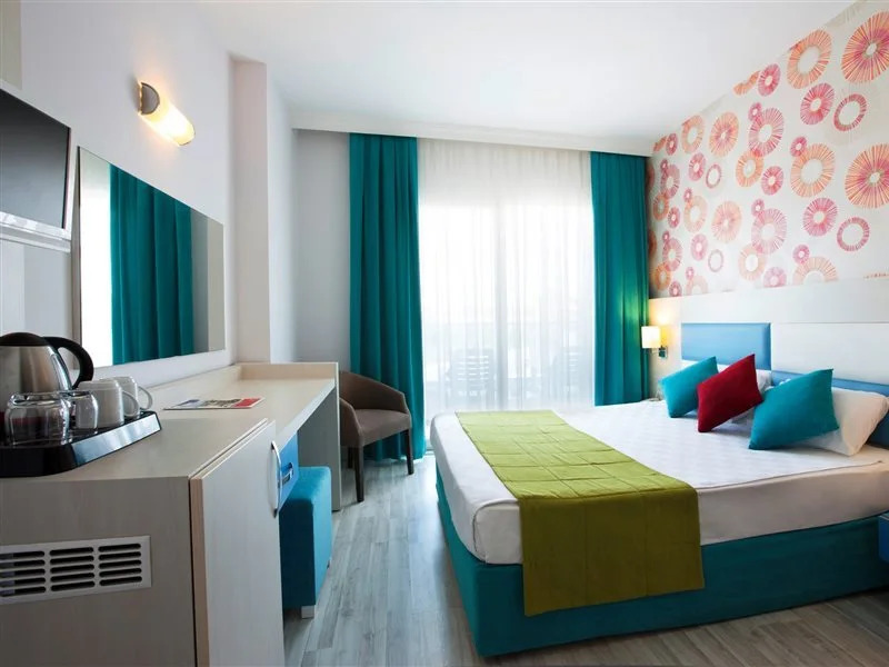 Side Win Hotel