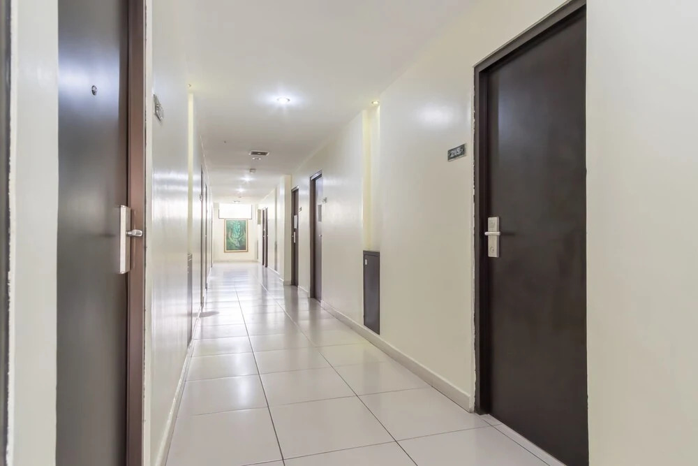 RedDoorz Plus near Cambridge City Square 2 Medan