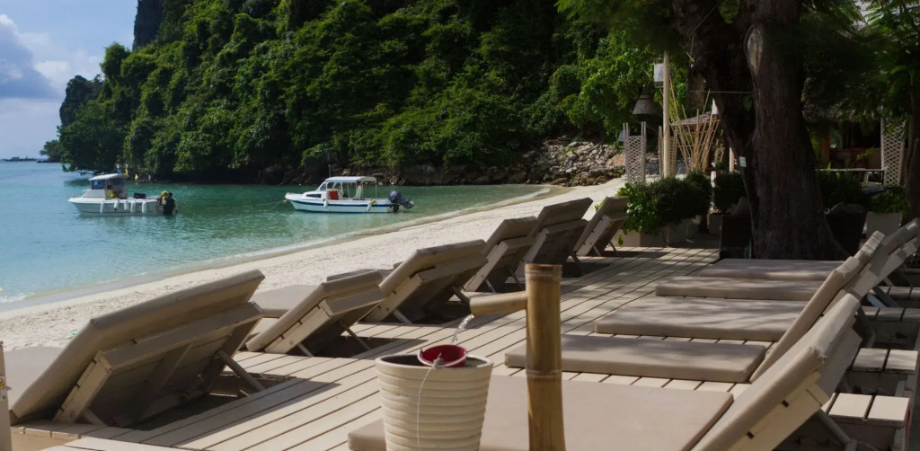 Mama Beach Residence