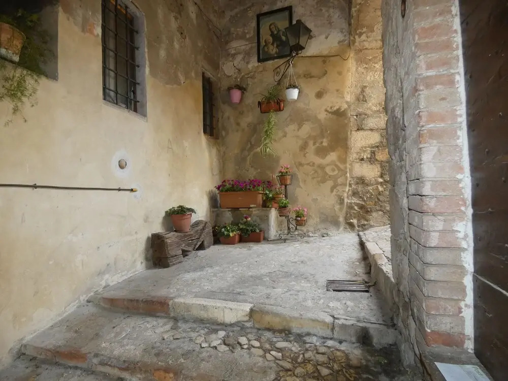 Scappo In Umbria, la Casa del Vicolo