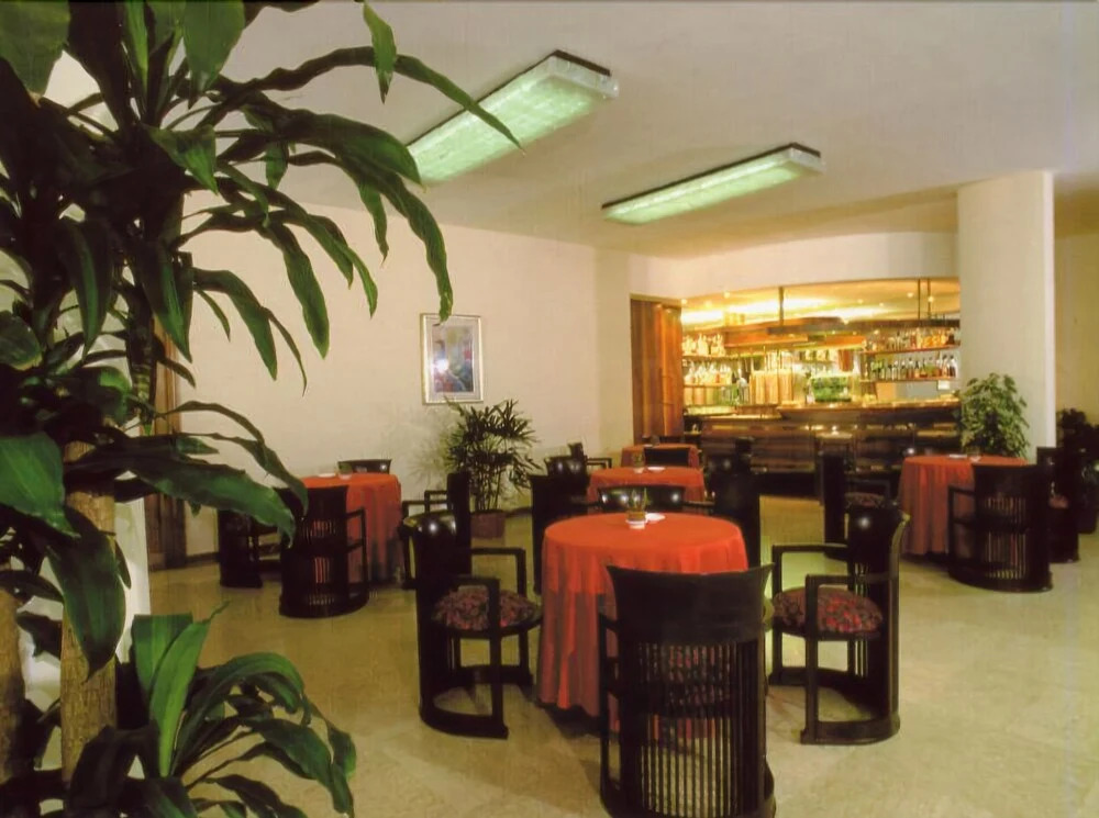 G. Hotel Capitol
