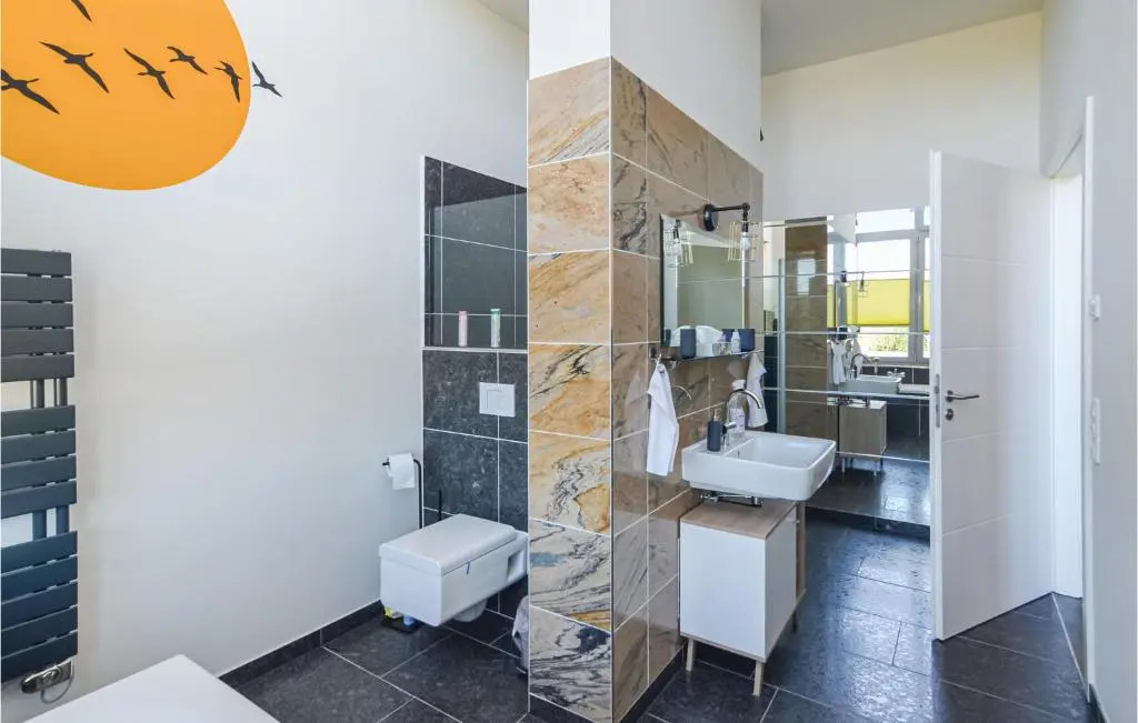 Beautiful Apartment in Pirna With 3 Bedrooms and Wifi
