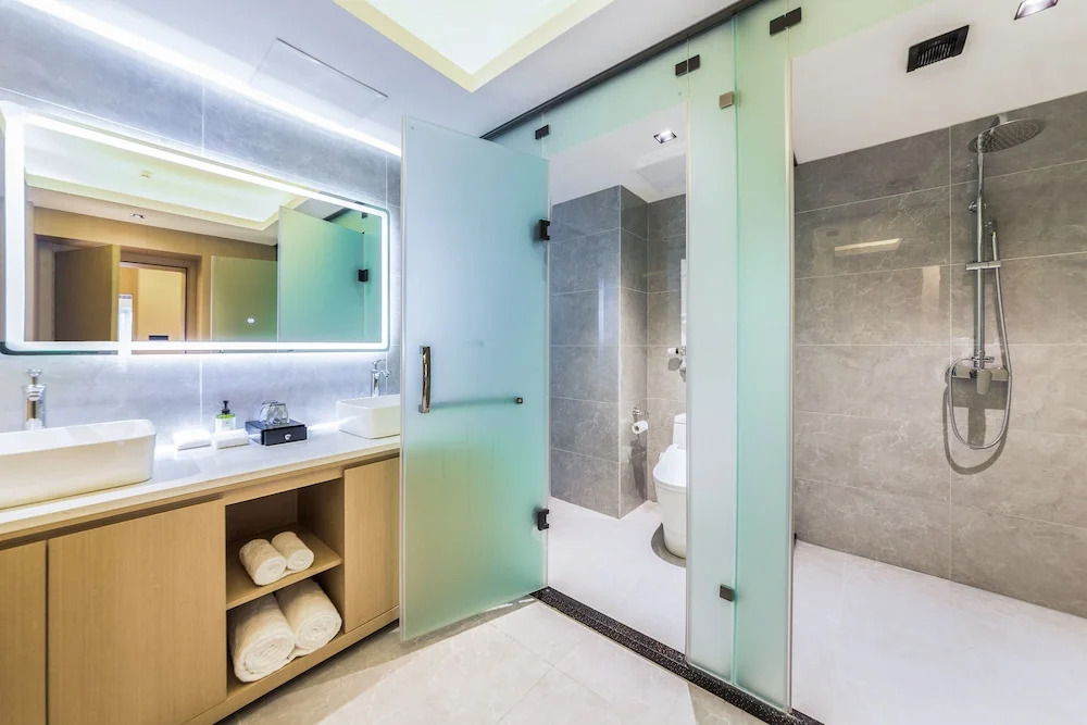 Shimao Rui Selected Shangpin Hotel