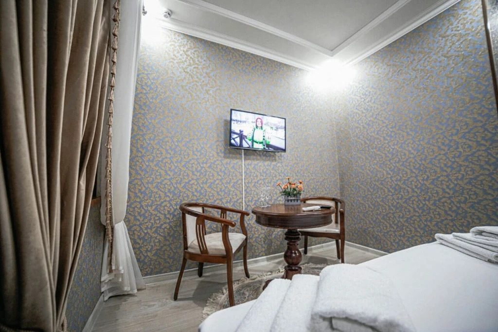 Globus Hotel