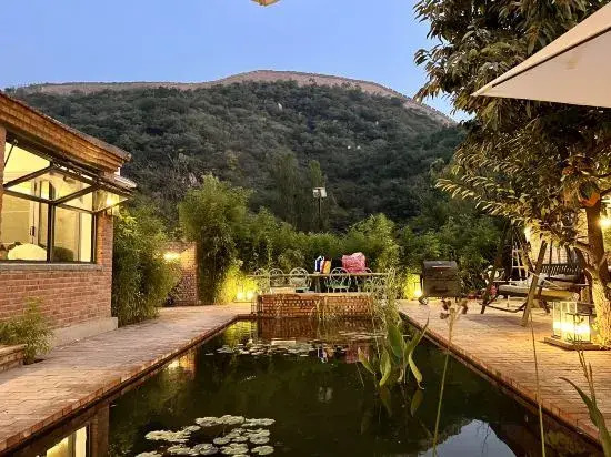 HHHO Tree House B&B (Badaling Water Gate Great Wall Branch)