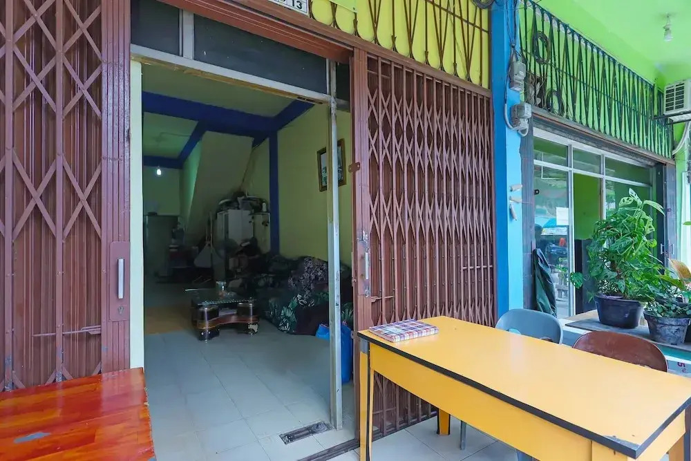 Hotel O Penginapan LorraNearPasar Oleh Oleh