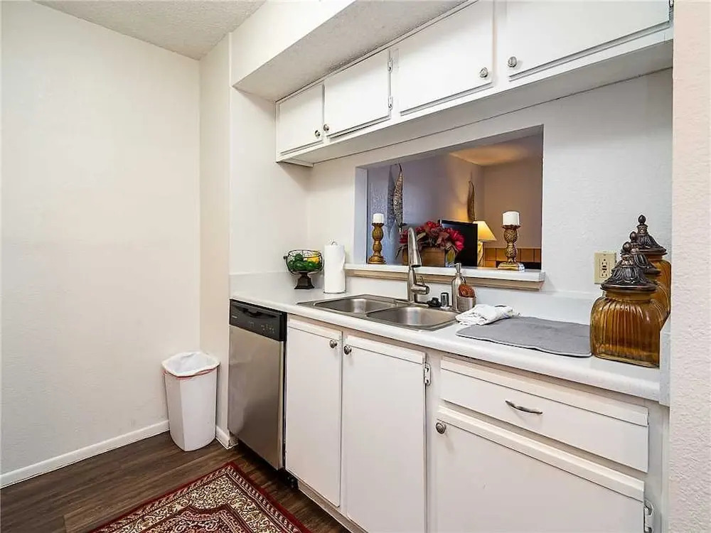 Zia Vista, 2 Bedrooms, Pool Access, Hot Tub, Fitness, Fireplace, Sleeps 4
