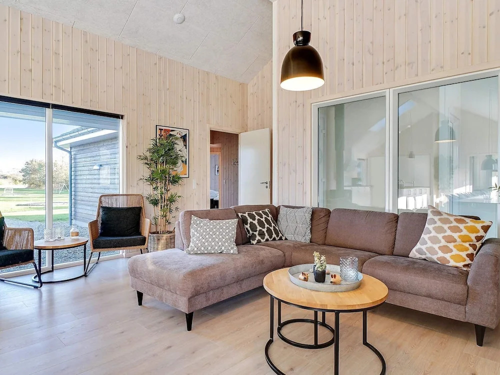 Enticing Holiday Home in Jutland With Swimming Pool