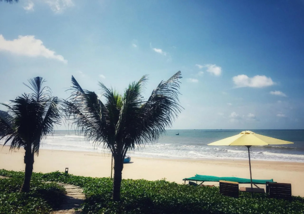 Long Hải Channel Beach Resort