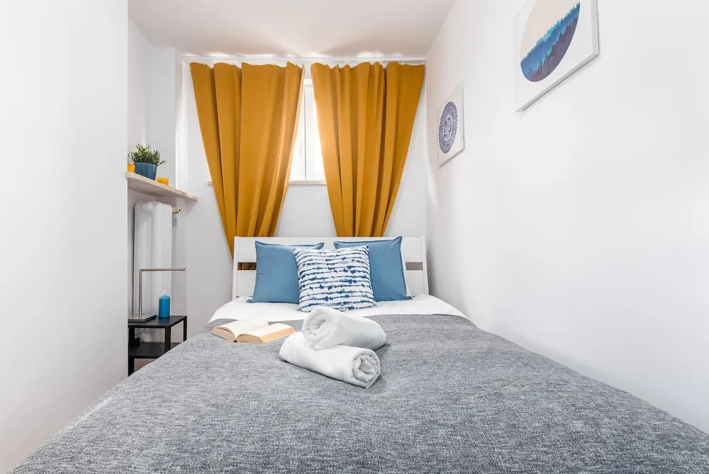 Little Home - Solec 79