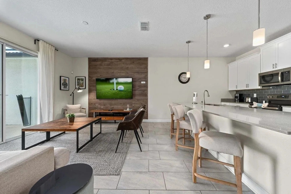 Comfy Townhome 8 Min to Disney