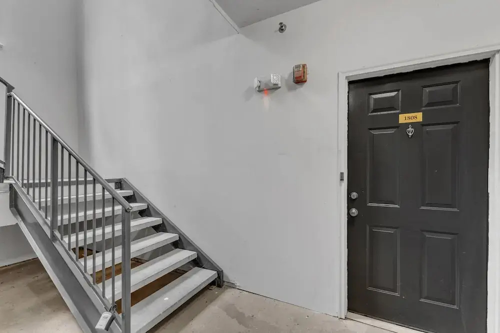 Upscale 2BR Suite Mins Downtown Raleigh