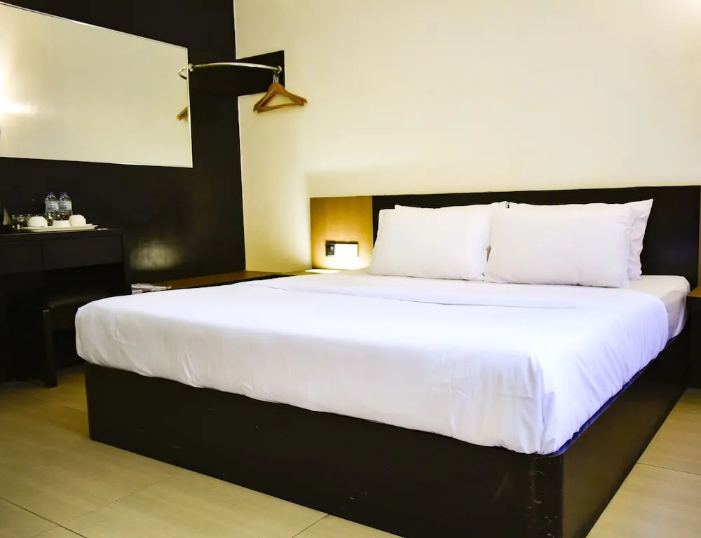 STREETVIEW HOTEL
