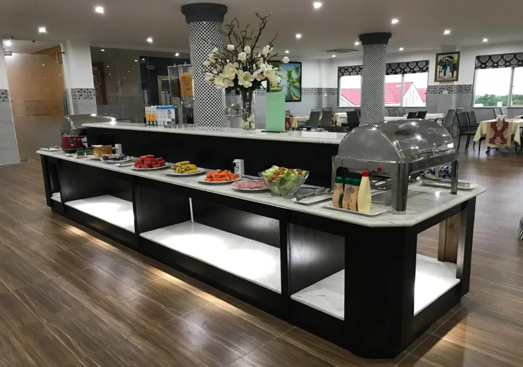 Long Bao Chau Hotel