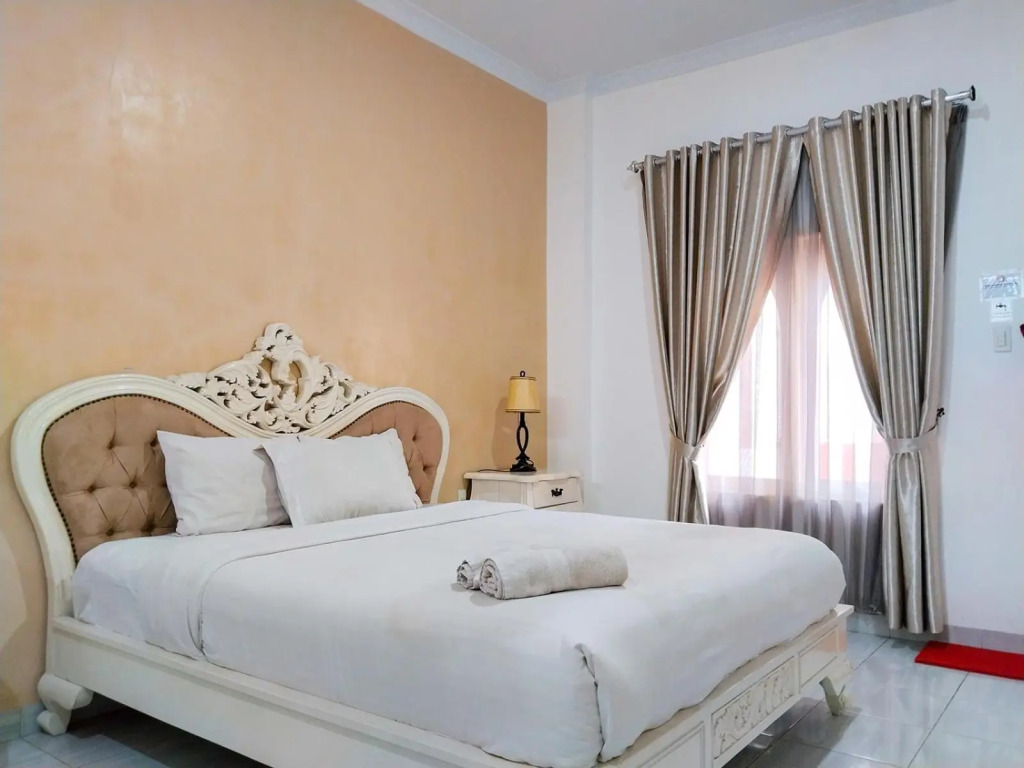 OYO 90741 Grand Shaqilla