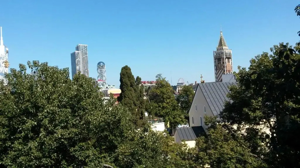 Dupleks V Starom Batumi S Vidom Na Cerkov