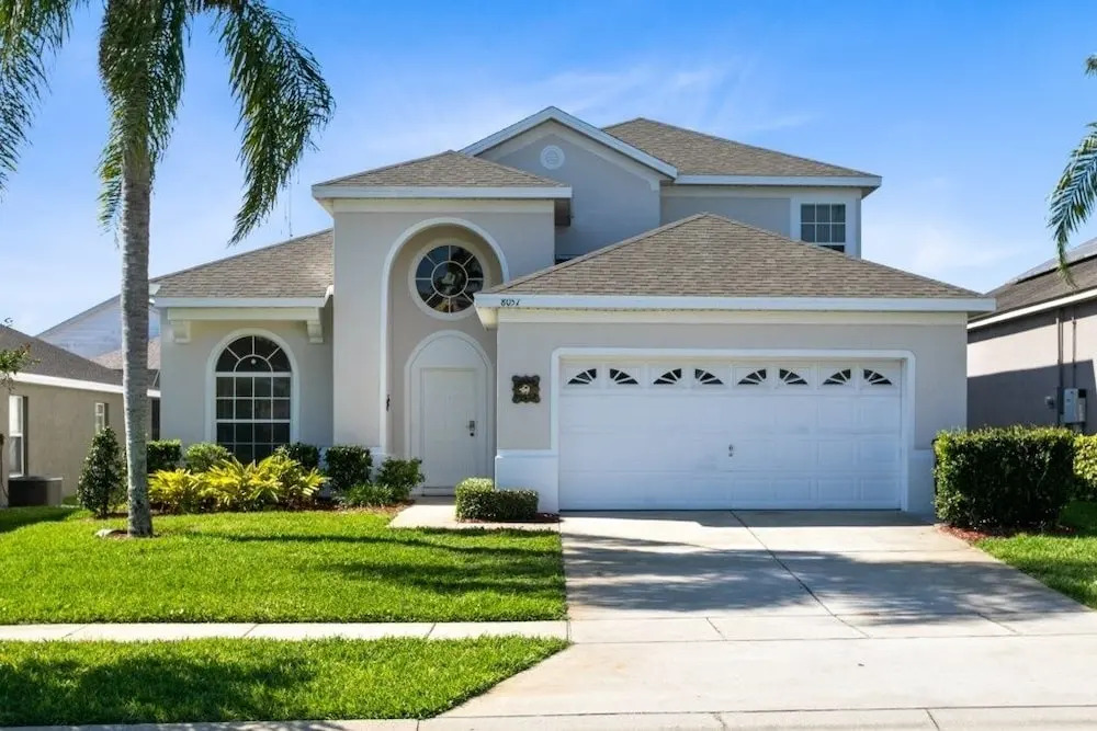 Fantastic Resort 5br House - South Facing Pool/spa 5 Bedroom Villa by RedAwning