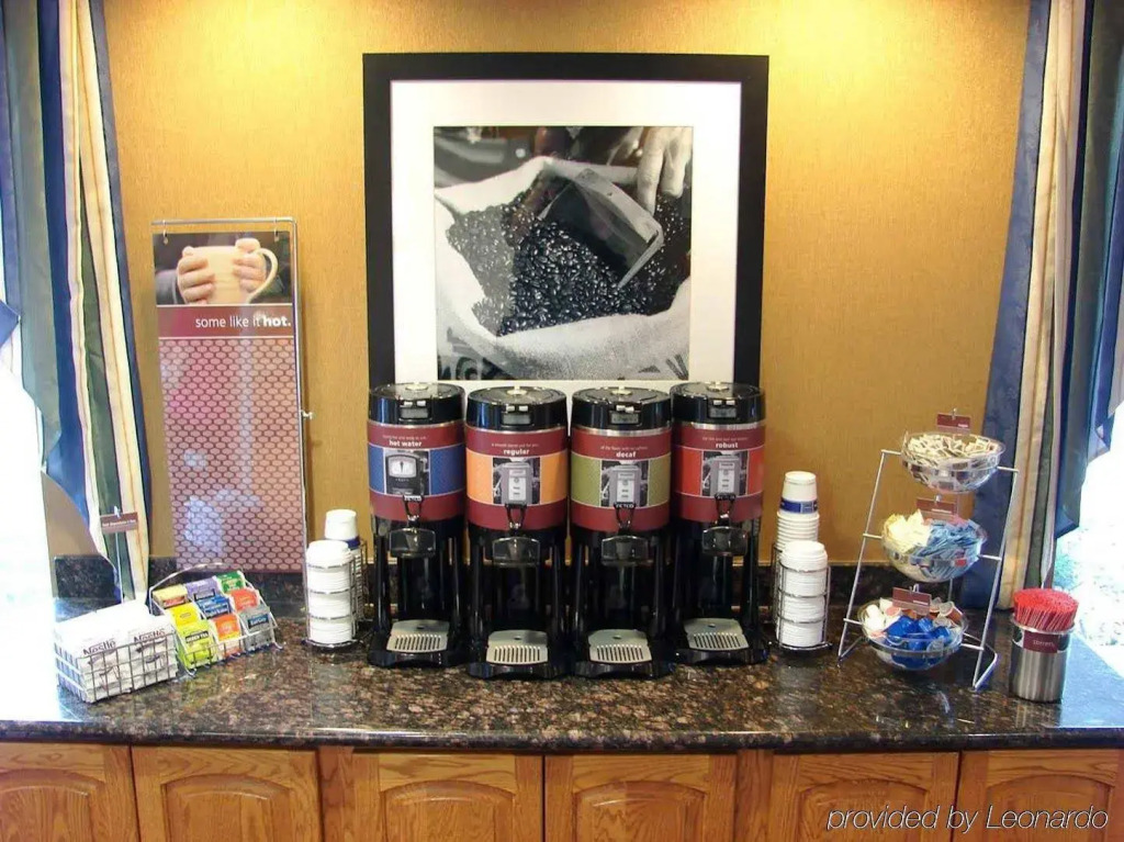 Hampton Inn Hutchinson