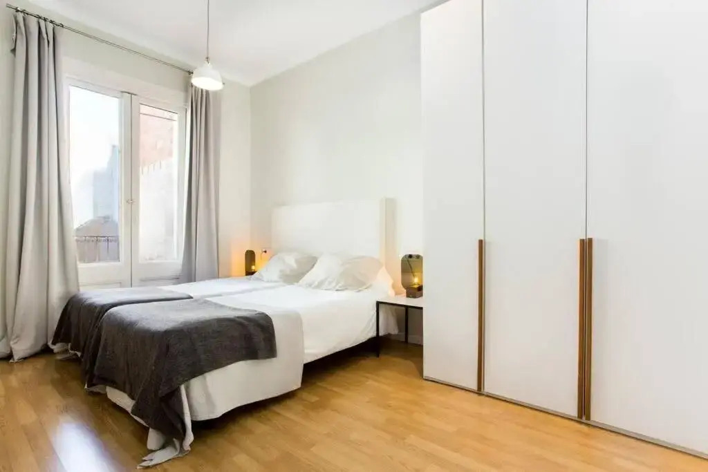 Bright and modern 3bedroom in Las Ramblas 3 1B