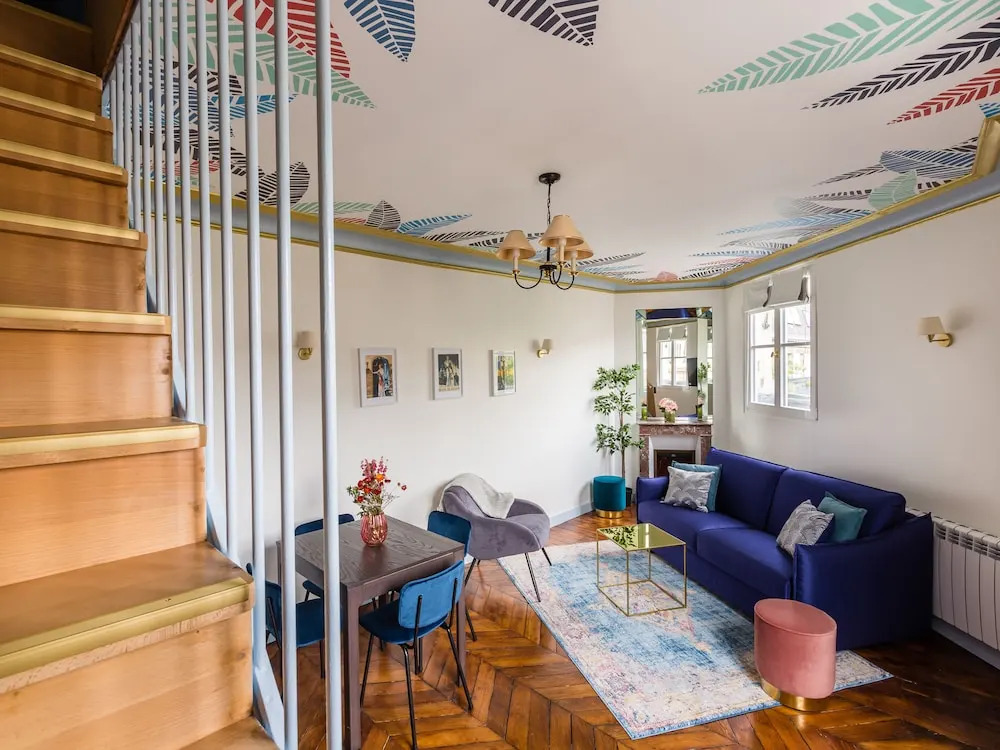 Luxury 2 Bedroom Duplex - Beautiful Monument View