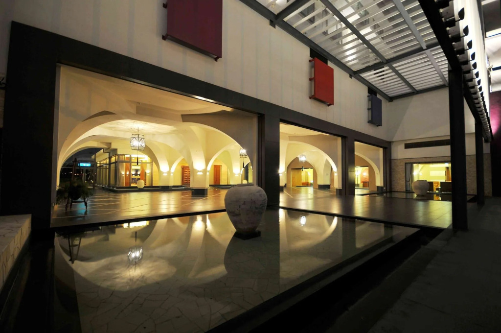 South Garden Hotels And Resorts