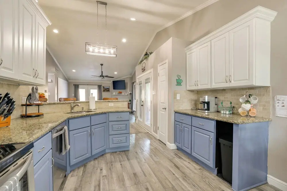 Private Pool & Hot Tub: Dog-friendly Live Oak Home