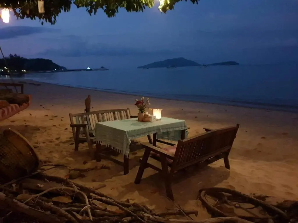 Sabai Sabai Beach Bungalows