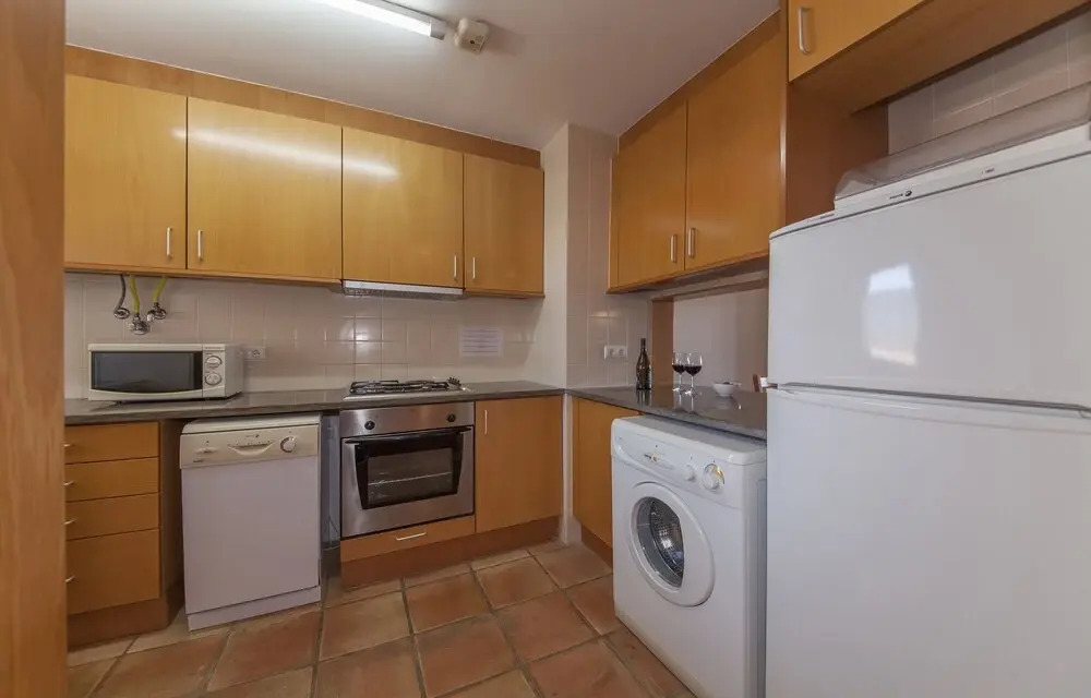 B46 - Marina Park Apartment with Seaview