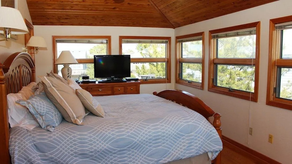 The Sandpiper - 5 Br Home