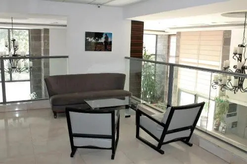 Emilys Hotel