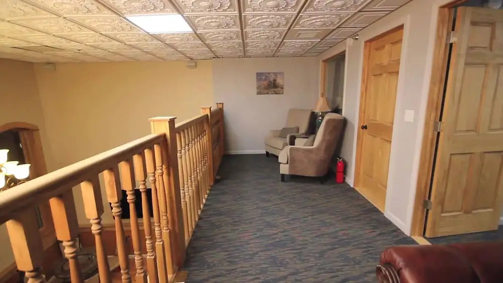 Nyes 1880 Suites