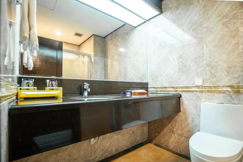 Yuesheng International Hotel