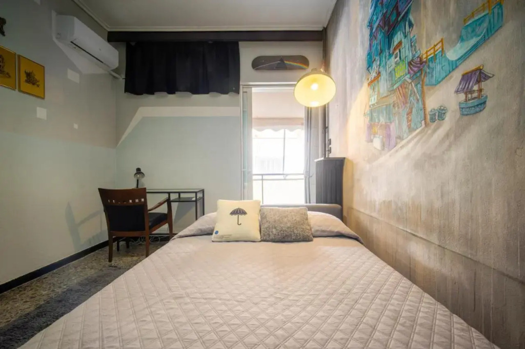 Stay-in-Art, Little Imaginary Apt, 20' to Acropolis