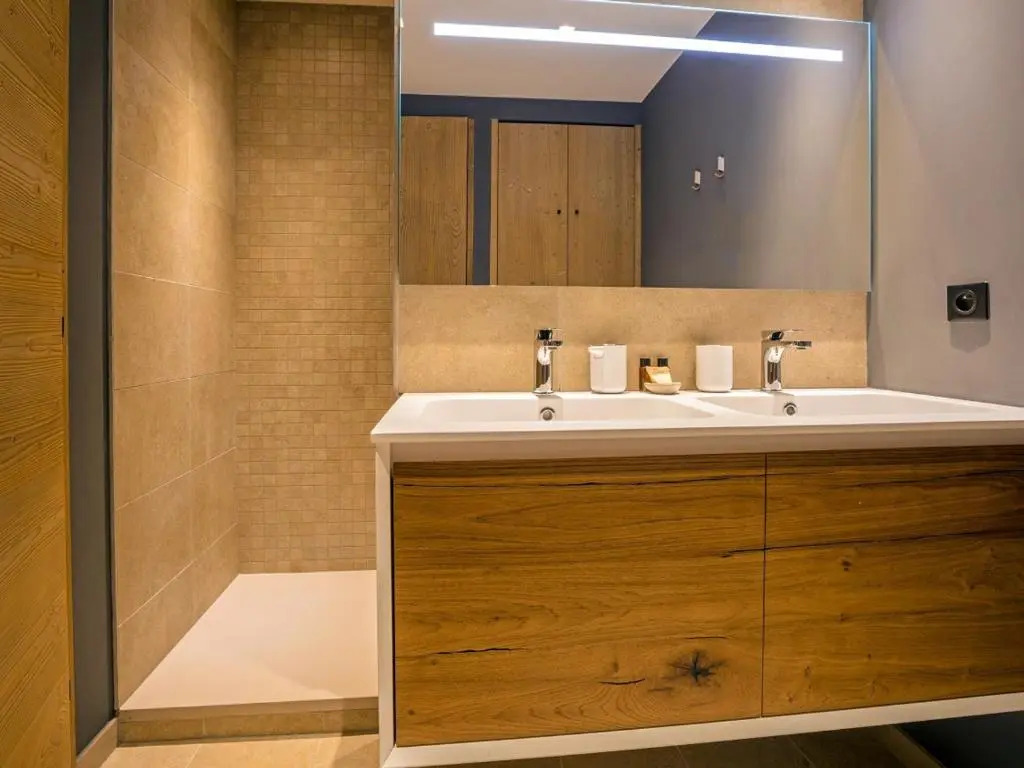 Appartement Tignes, 5 pièces, 8 personnes - FR-1-480-72