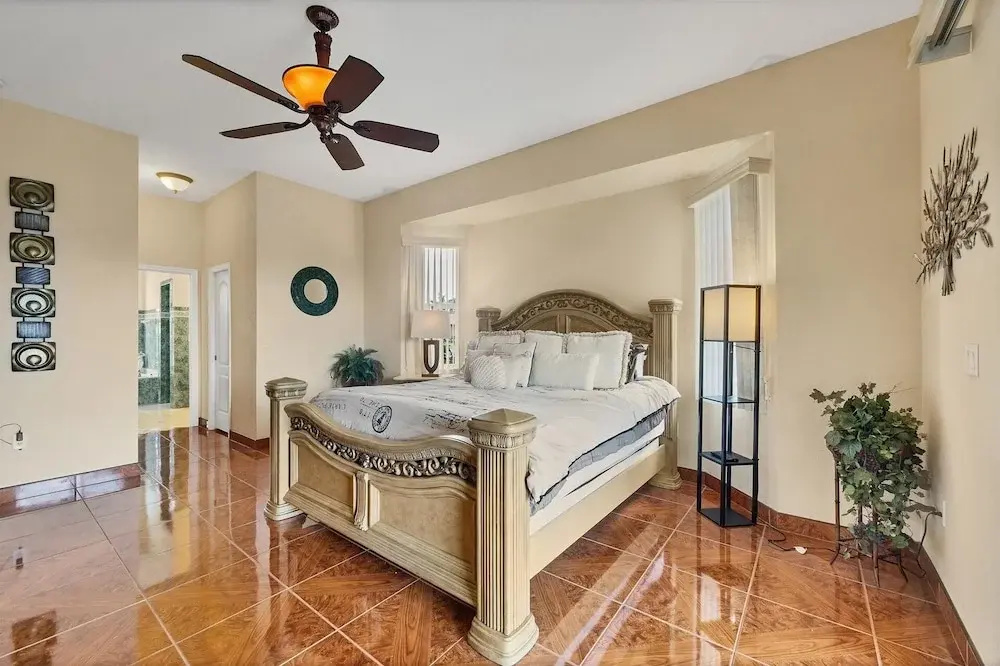 South Gulf Cove Private Vacation Home With Pool And Hot Tub - Only 15 Minutes To Swfl Beaches! 4 Bedroom Home