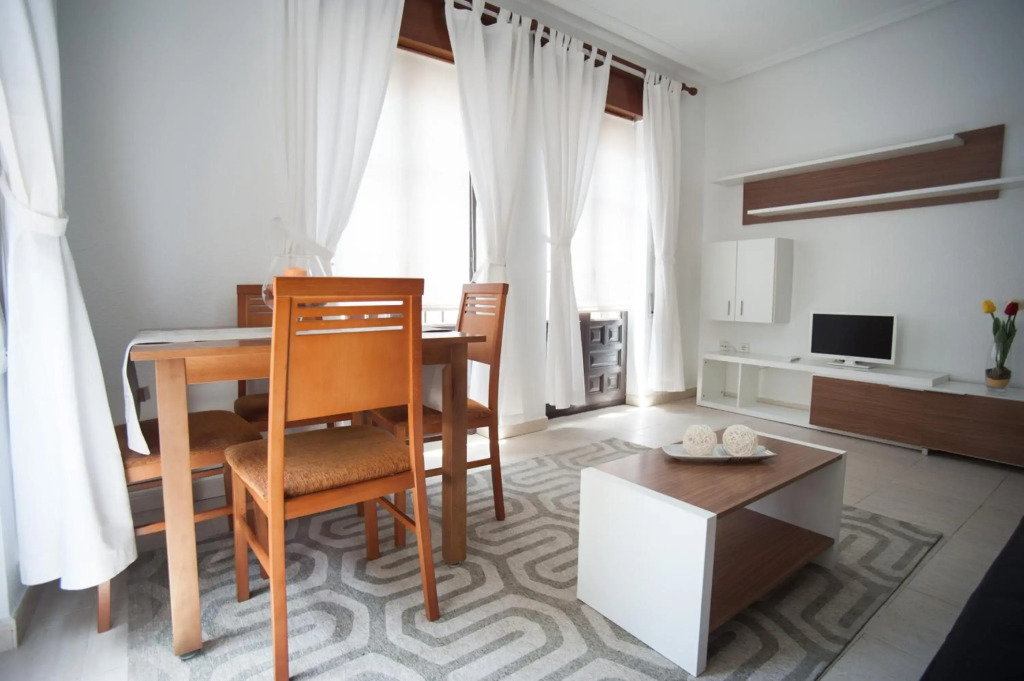 Apartamento junto a la Universidad y la Catedral