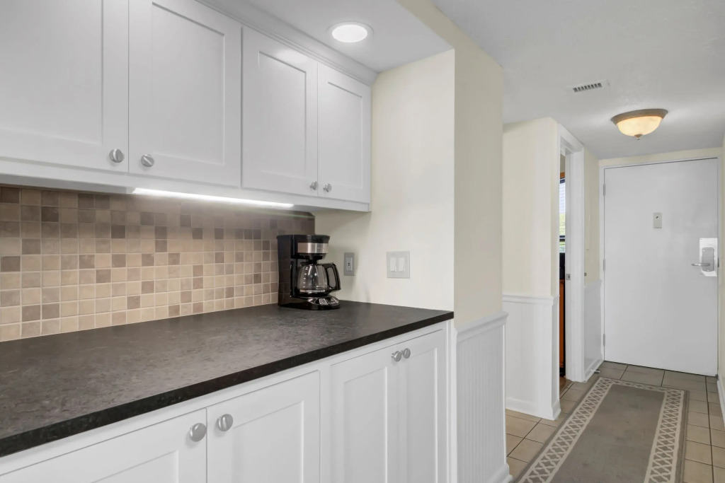 303a Shipwatch by Avantstay Ocean View, Shared Pool, Boardwalk to Beach