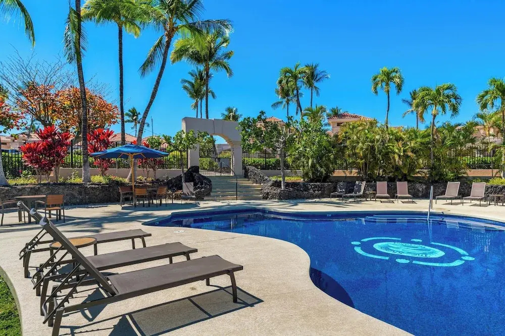 Hilton Pool Pass Incl. Serene Resort Gem