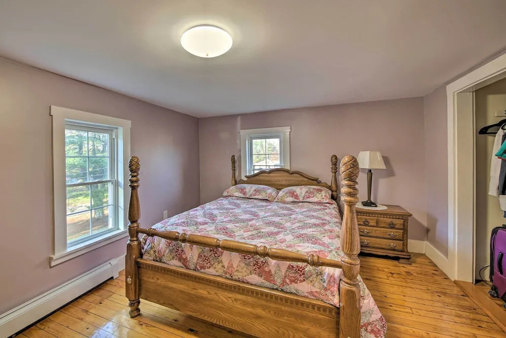 Riverfront Coastal Escape With Deep Water Dock!