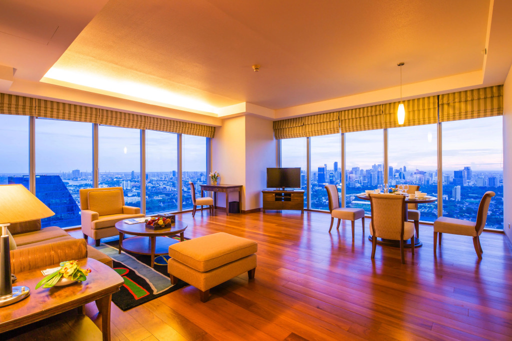 Column Bangkok Hotel
