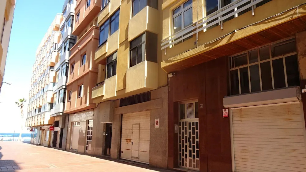 Apartamento Ático Junto a la Playa