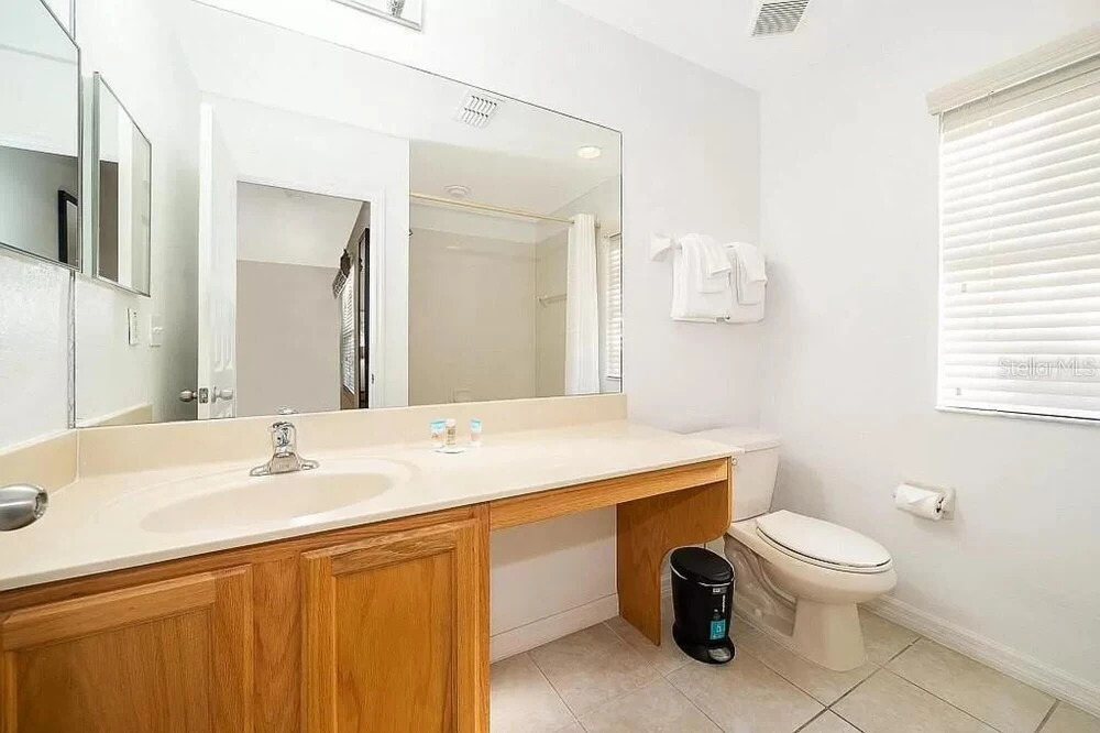 Charming 4Bd Close to Disney @ Regal Oaks 2783