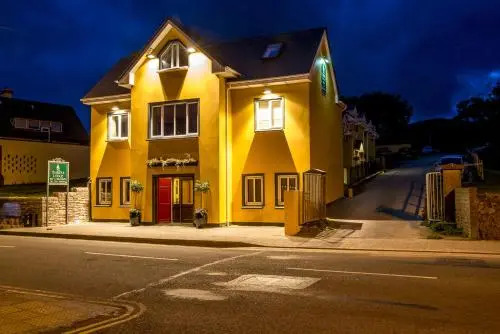 Dingle Marina Lodge